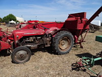 Tracteur Massey-Ferguson 35 (ph F. Mrugala, St Jean de Touslas)(1)